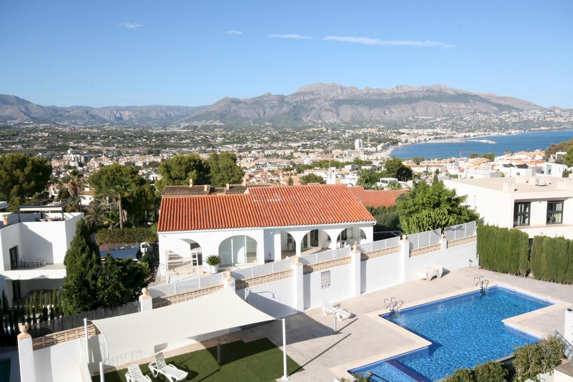 Magnificent View And Pool Villa El Albir Buitenkant foto
